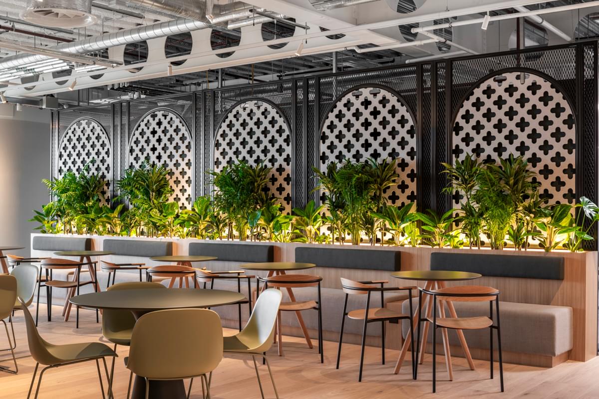 Area Deloitte Manchester Office Cuarator SMALL 19