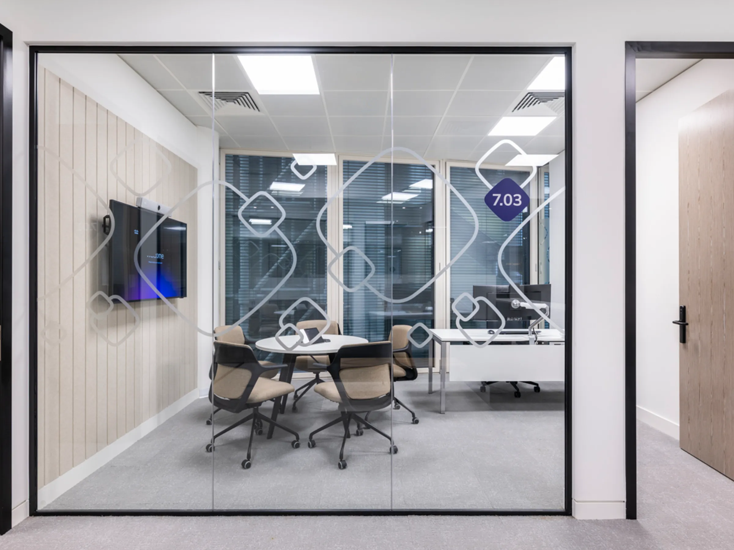 Area Orega Lime St Office Curator SMALL 4