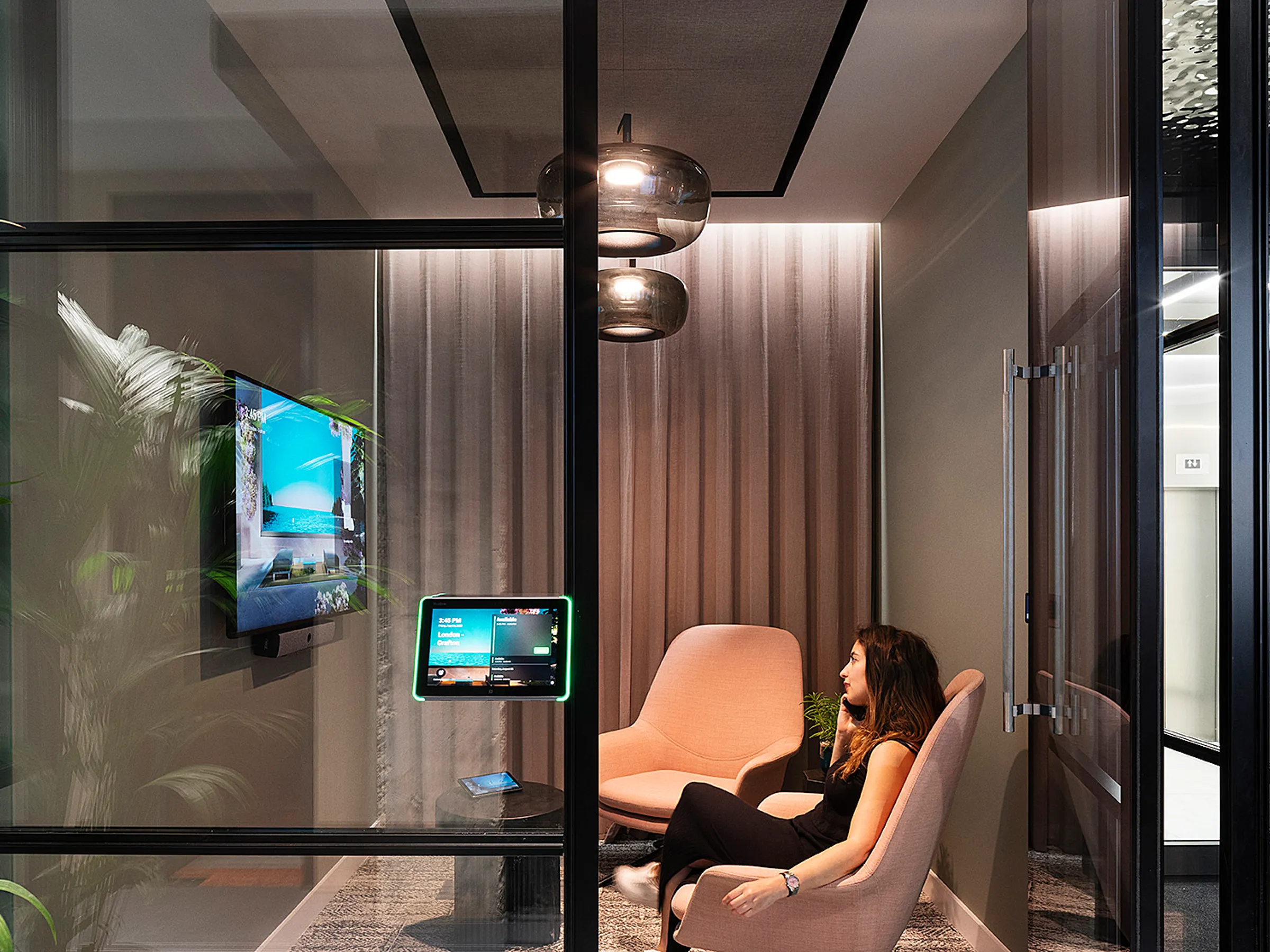 Fourfront Group London Bridge Henry Woide 0950