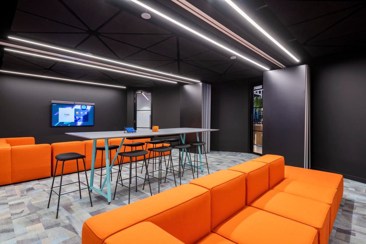 Area i Tech Media 2nd Edit Office Curator SMALL 20